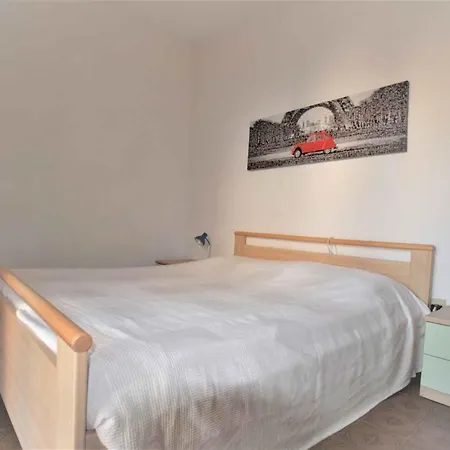 In 24833 Apartament *