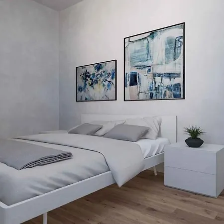 Apartment In 24833 *