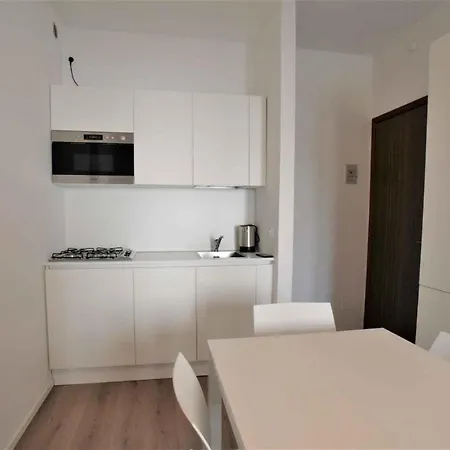 Apartment In 24833