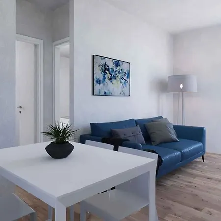 Apartment In 24833