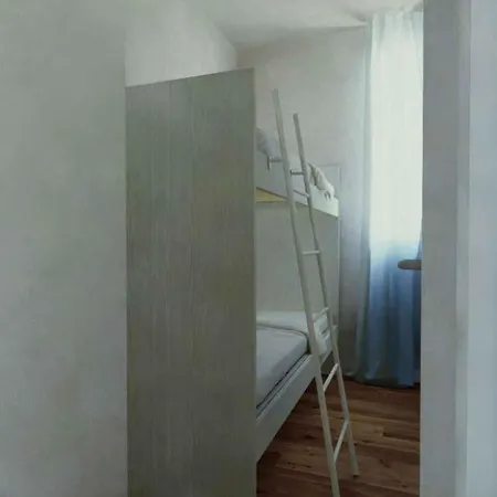 In 24833 Apartment *